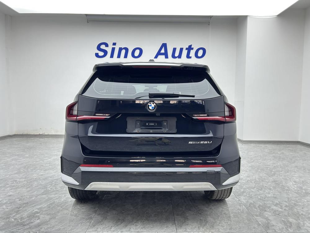 BMW X1 2023 car image #6