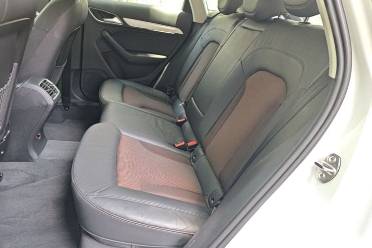 Audi Q3 2018 #17 Audi Q3 2018 car image #17