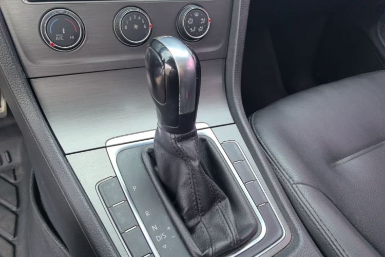 Volkswagen Golf 2016 #14 Volkswagen Golf 2016 car image #14