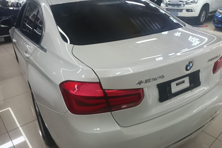 BMW 3 Series 2016 #7 BMW 3 Series 2016 car image #7