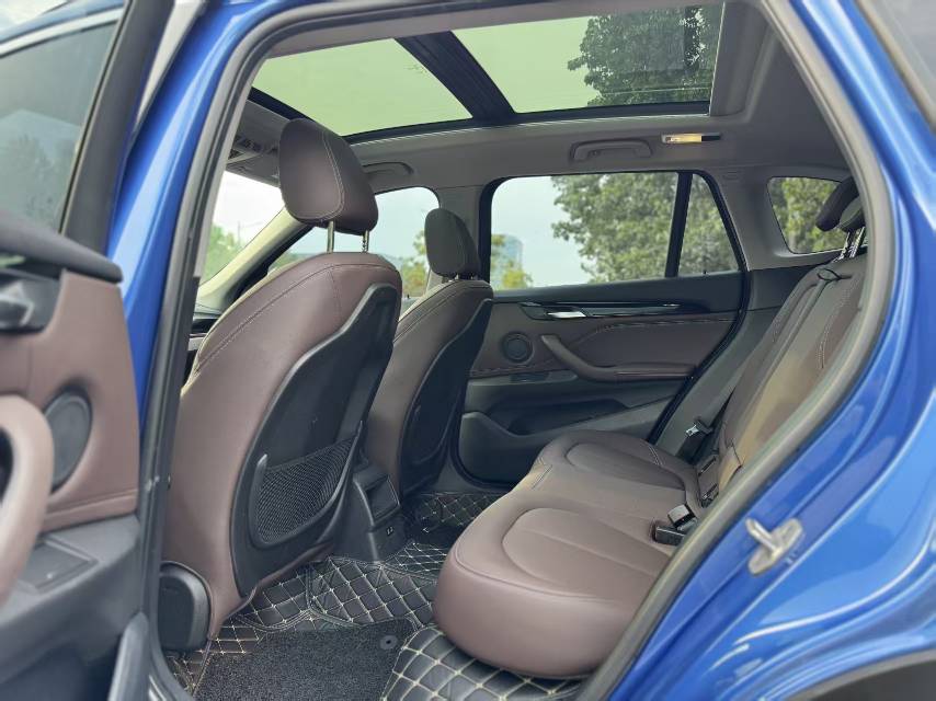 BMW X1 2020 car image #3