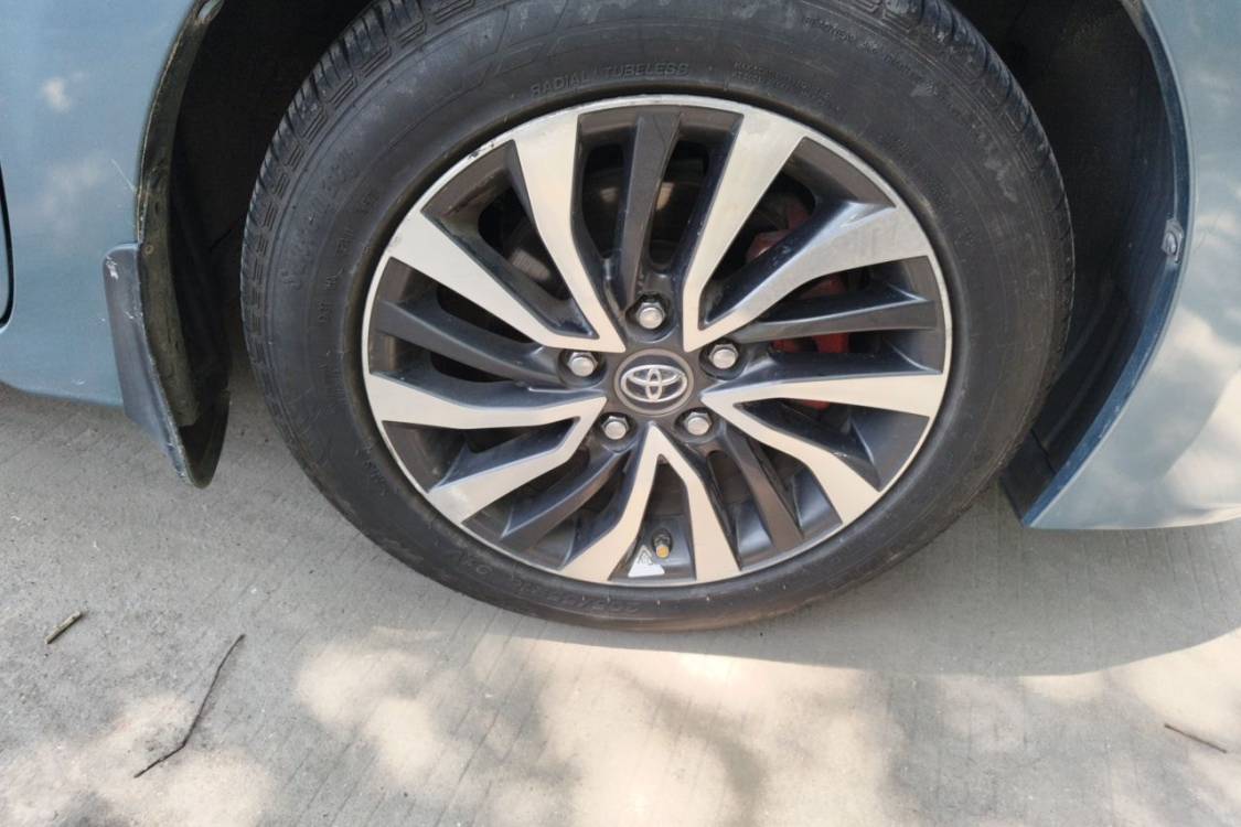 Toyota Corolla 2016 #9 Toyota Corolla 2016 car image #9