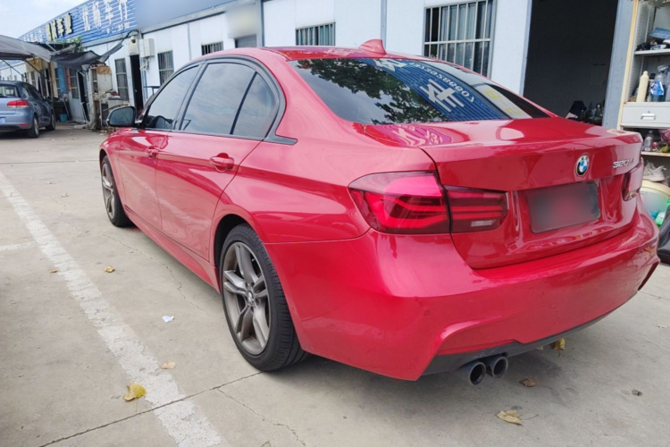 BMW 3 Series 2018 #5 BMW 3 Series 2018 car image #5