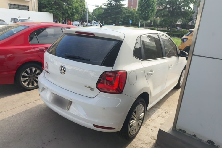 Volkswagen Polo 2019 car image #7