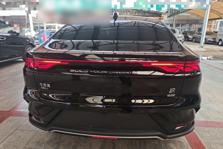 BYD Han 2026 صورة سيارة #4