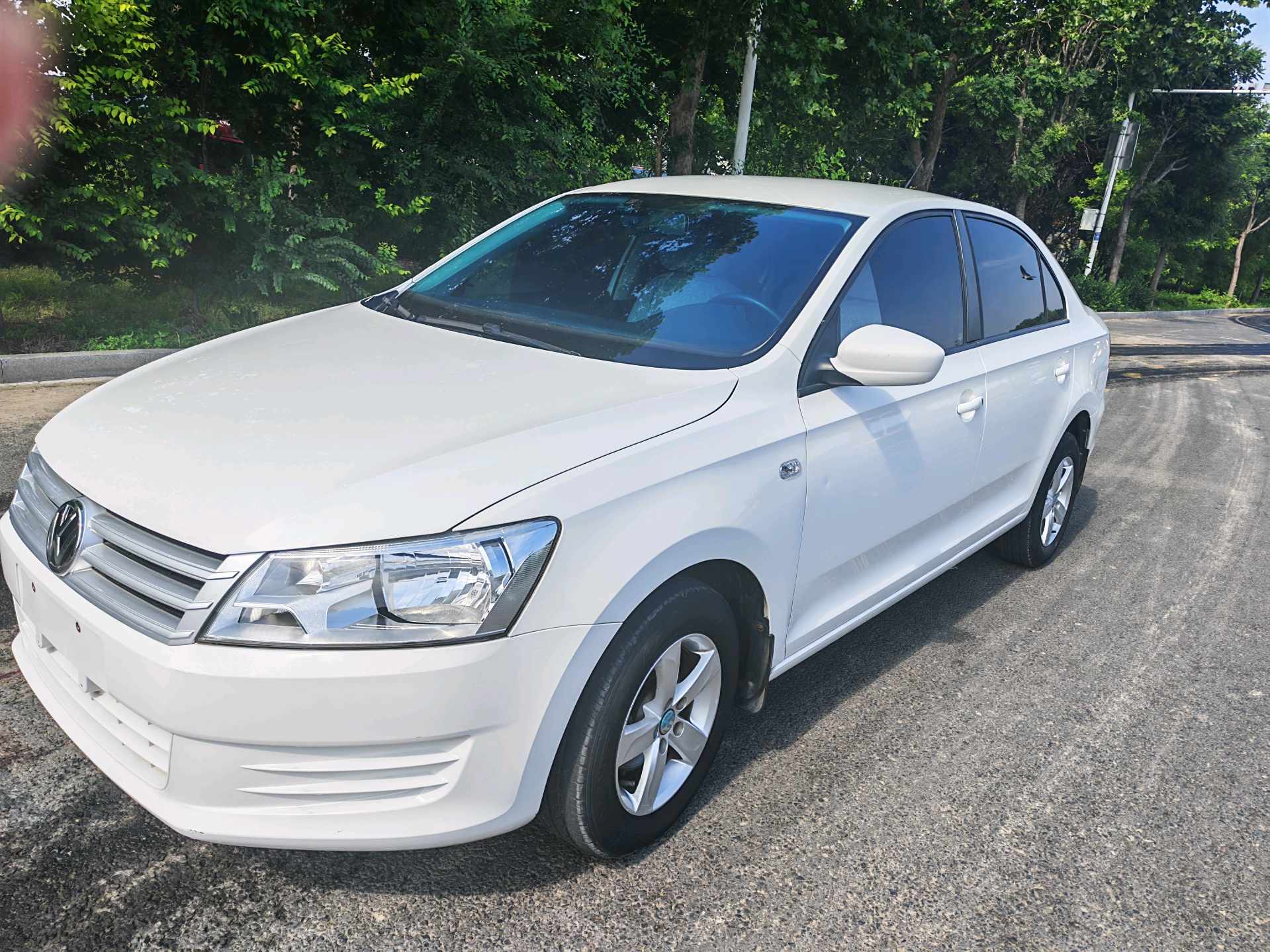 Volkswagen Santana 2015 Volkswagen Santana 2015 car image