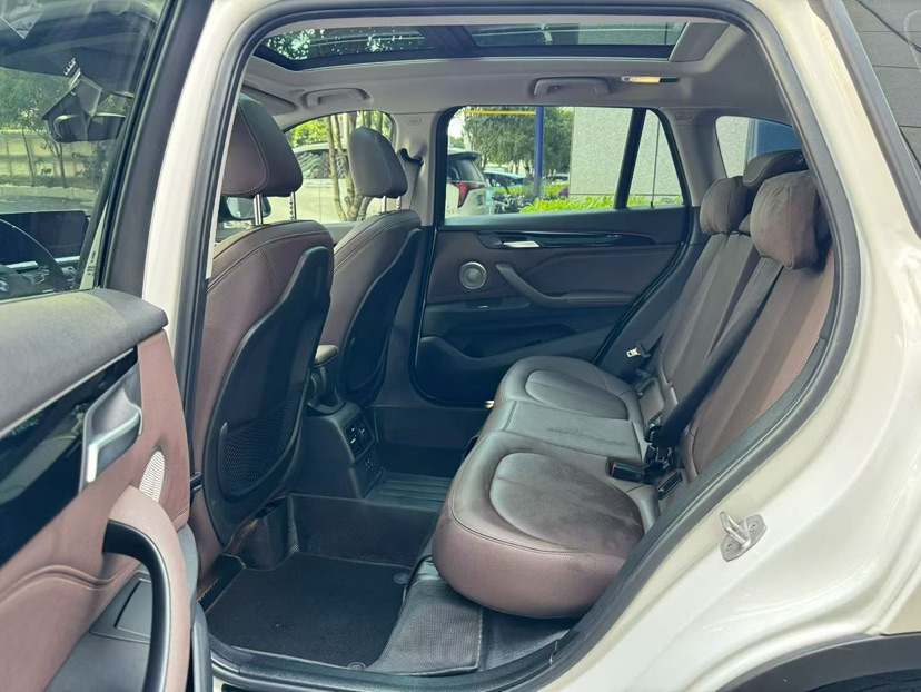 BMW X1 2022 #9 BMW X1 2022 car image #9