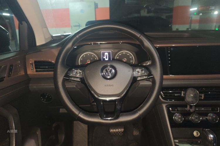 Volkswagen Tharu 2019 car image #12