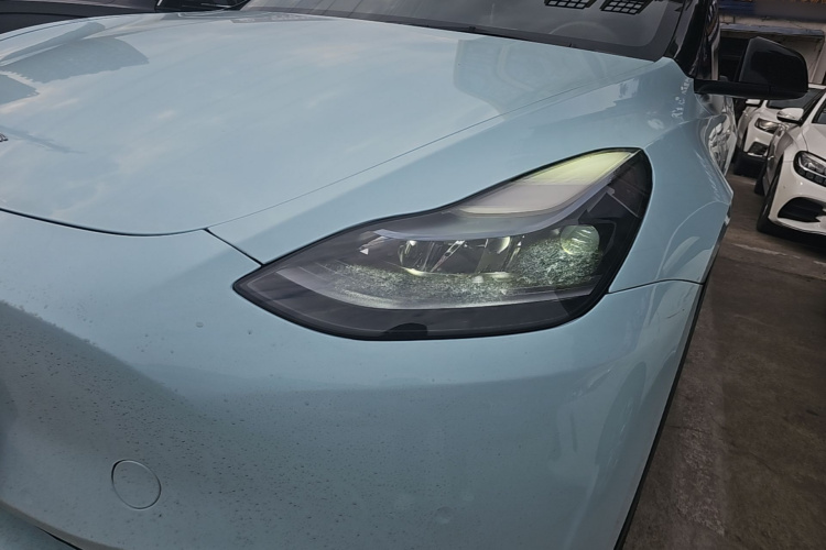Tesla Model Y 2022 #23 Tesla Model Y 2022 car image #23