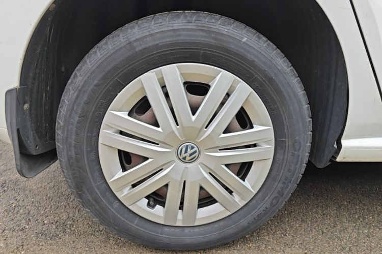 Volkswagen Polo 2017 #10 Volkswagen Polo 2017 car image #10