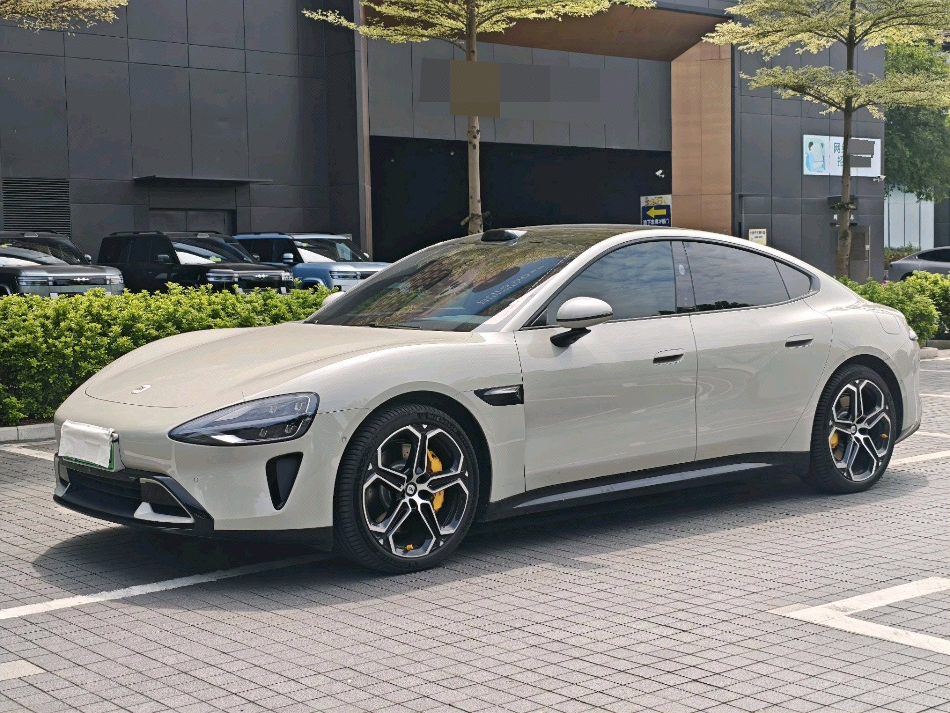 MI SU7 2025 car image 
