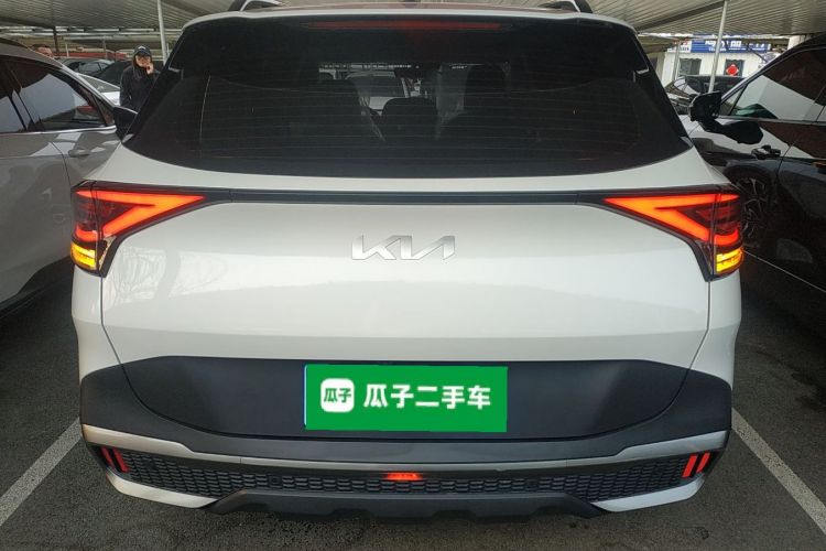 起亚 狮铂拓界 2022 汽车图片 #6