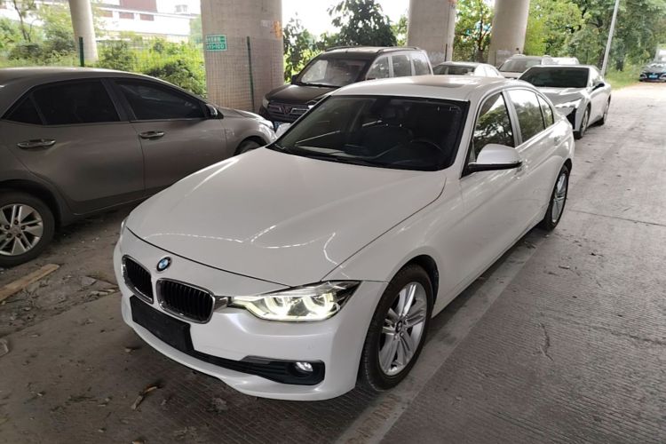 BMW 3 Series 2017 car image #2