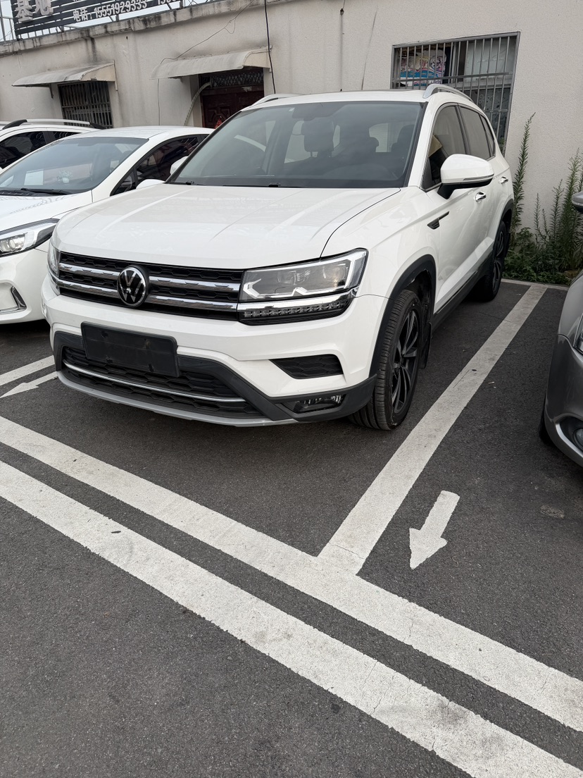 Volkswagen Tharu 2020 #2 Volkswagen Tharu 2020 car image #2