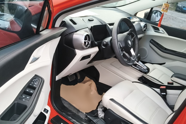 BYD Yuan Pro 2021 #16 BYD Yuan Pro 2021 car image #16