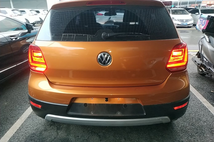 Volkswagen Polo 2016 #6 Volkswagen Polo 2016 car image #6
