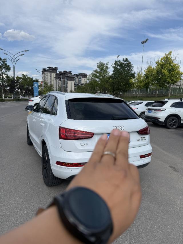Audi Q3 2018 #3 Audi Q3 2018 car image #3