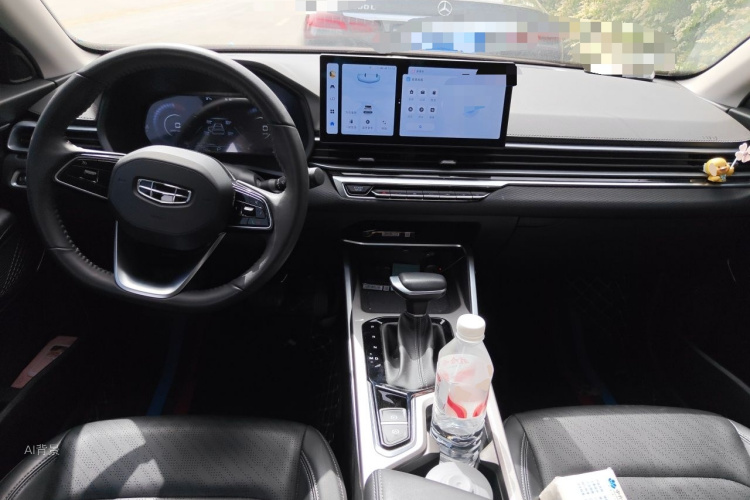 GEELY Emgrand 2024 car image #11