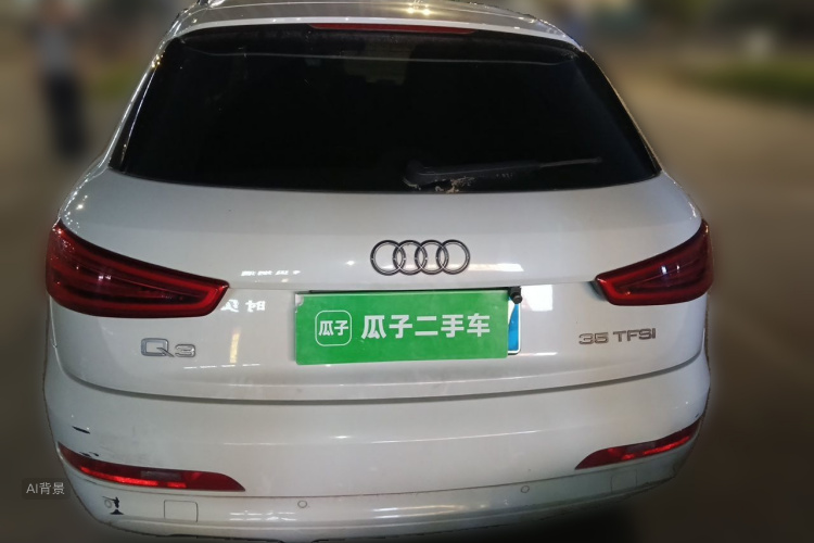 Audi Q3 2015 car image #6