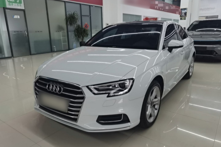 Audi A3 2020 car image #2