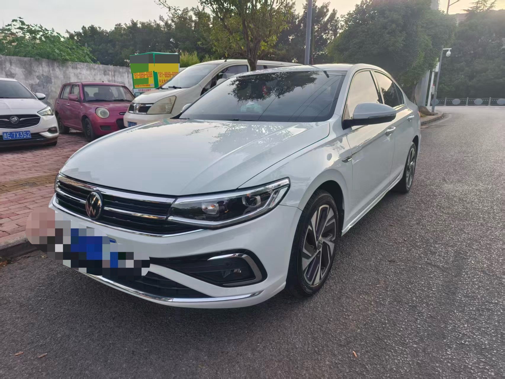 2023 2023 immagine di auto