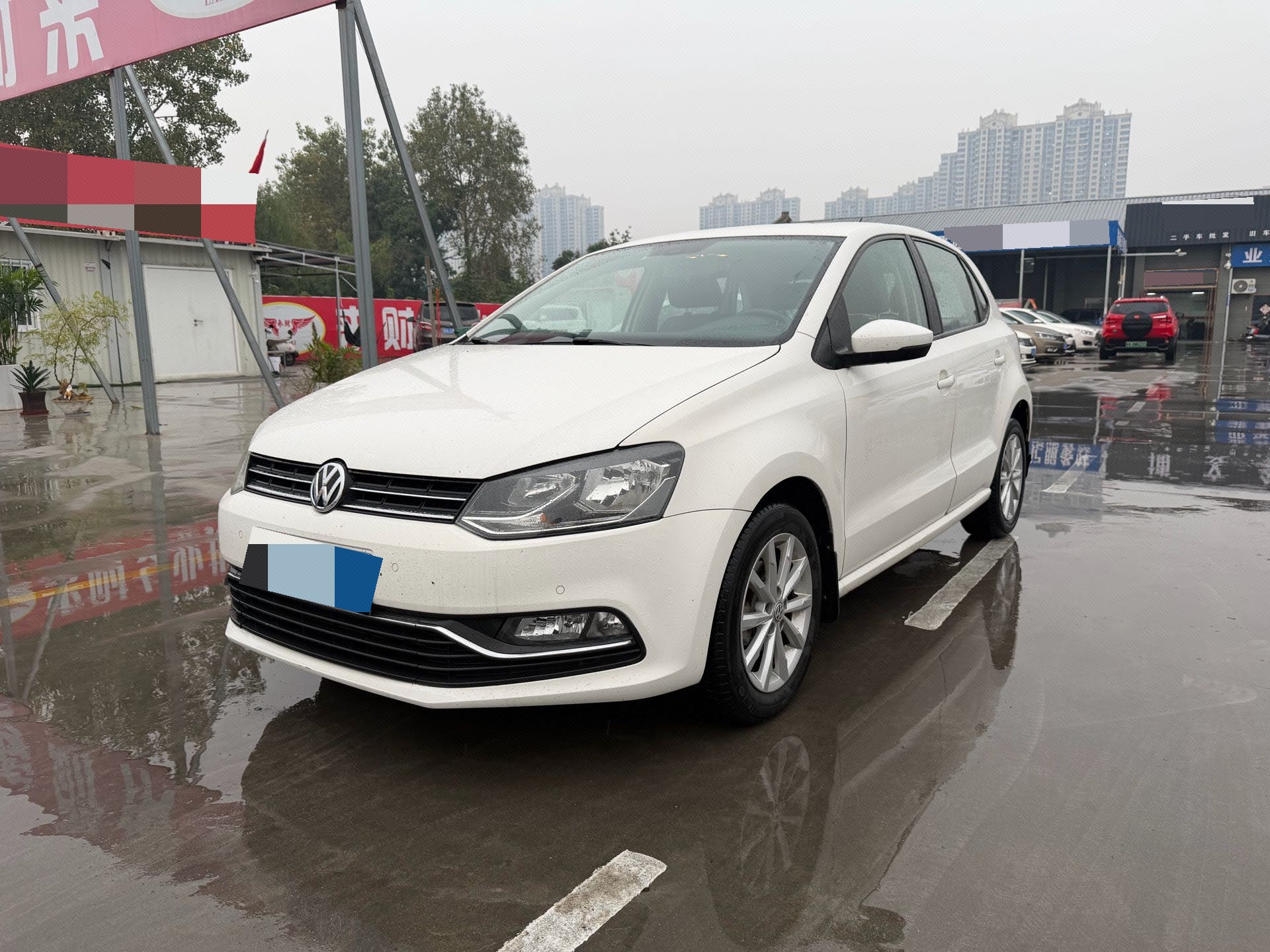 Volkswagen Polo 2014 immagine di auto 