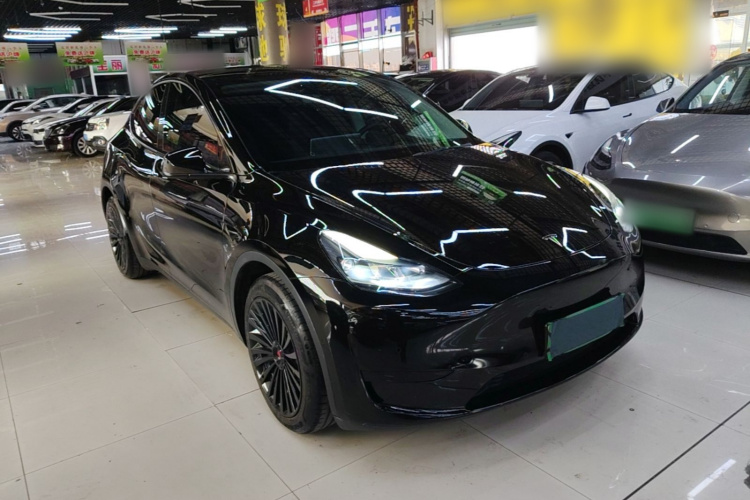 Tesla Model Y 2022 #4 Tesla Model Y 2022 car image #4