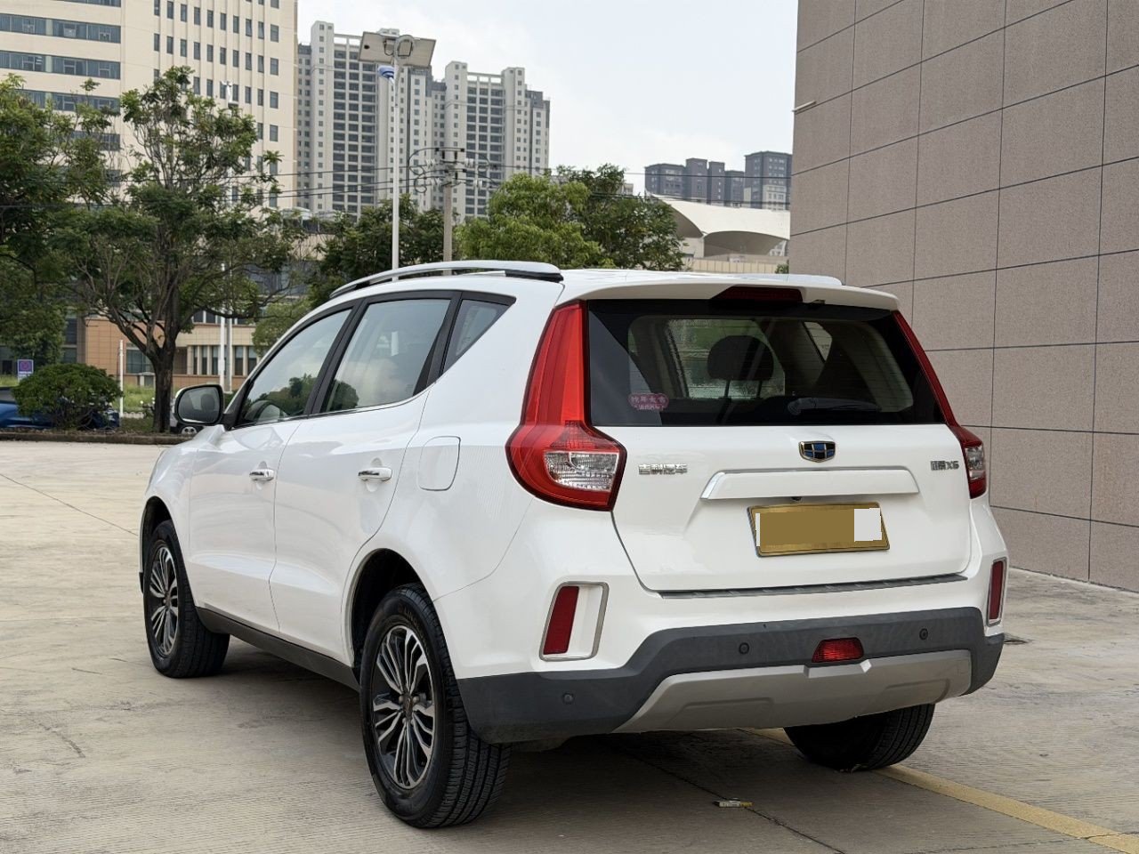GEELY Vision X6 2018 car image #9