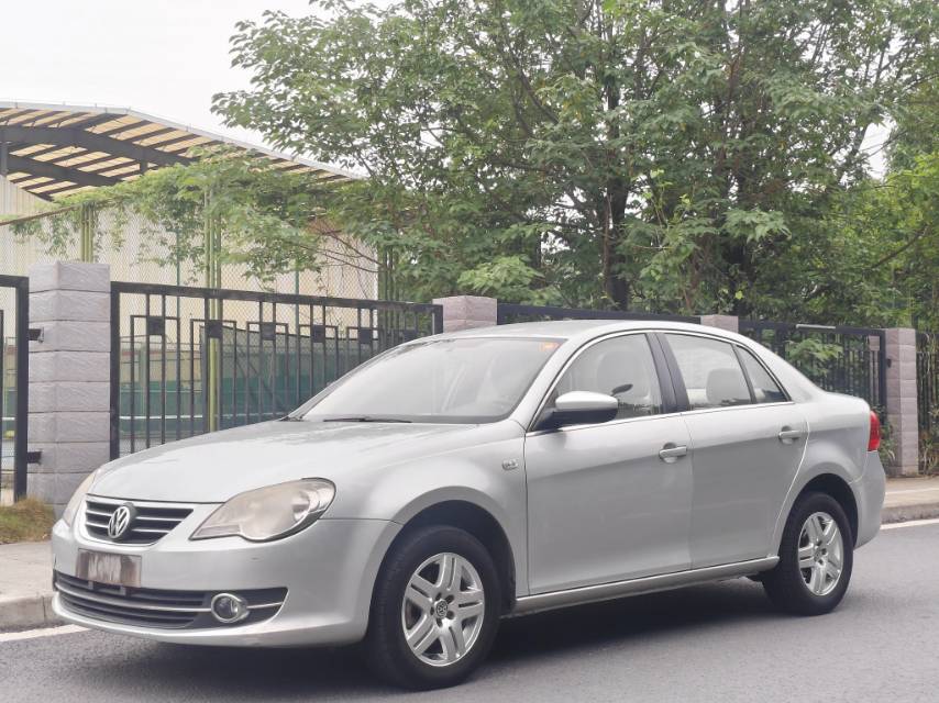 Volkswagen Bora 2010 car image 