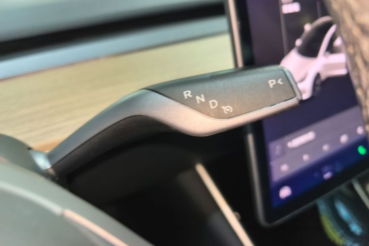Tesla Model 3 2020 #14 Tesla Model 3 2020 car image #14