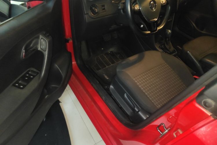 Volkswagen Polo 2017 #9 Volkswagen Polo 2017 car image #9
