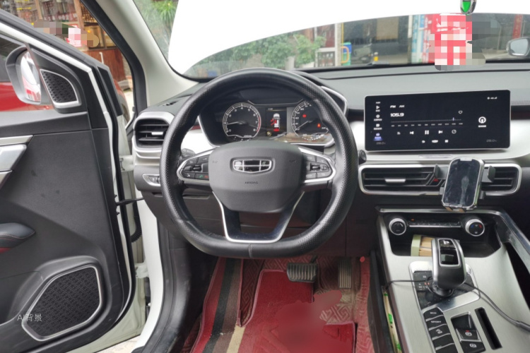 GEELY Coolray 2021 car image #12
