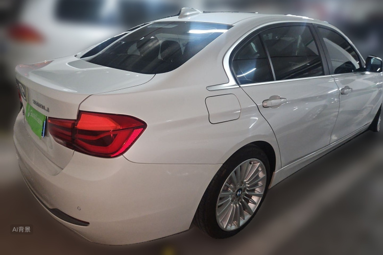 BMW 3 Series 2018 изображение автомобиля #7