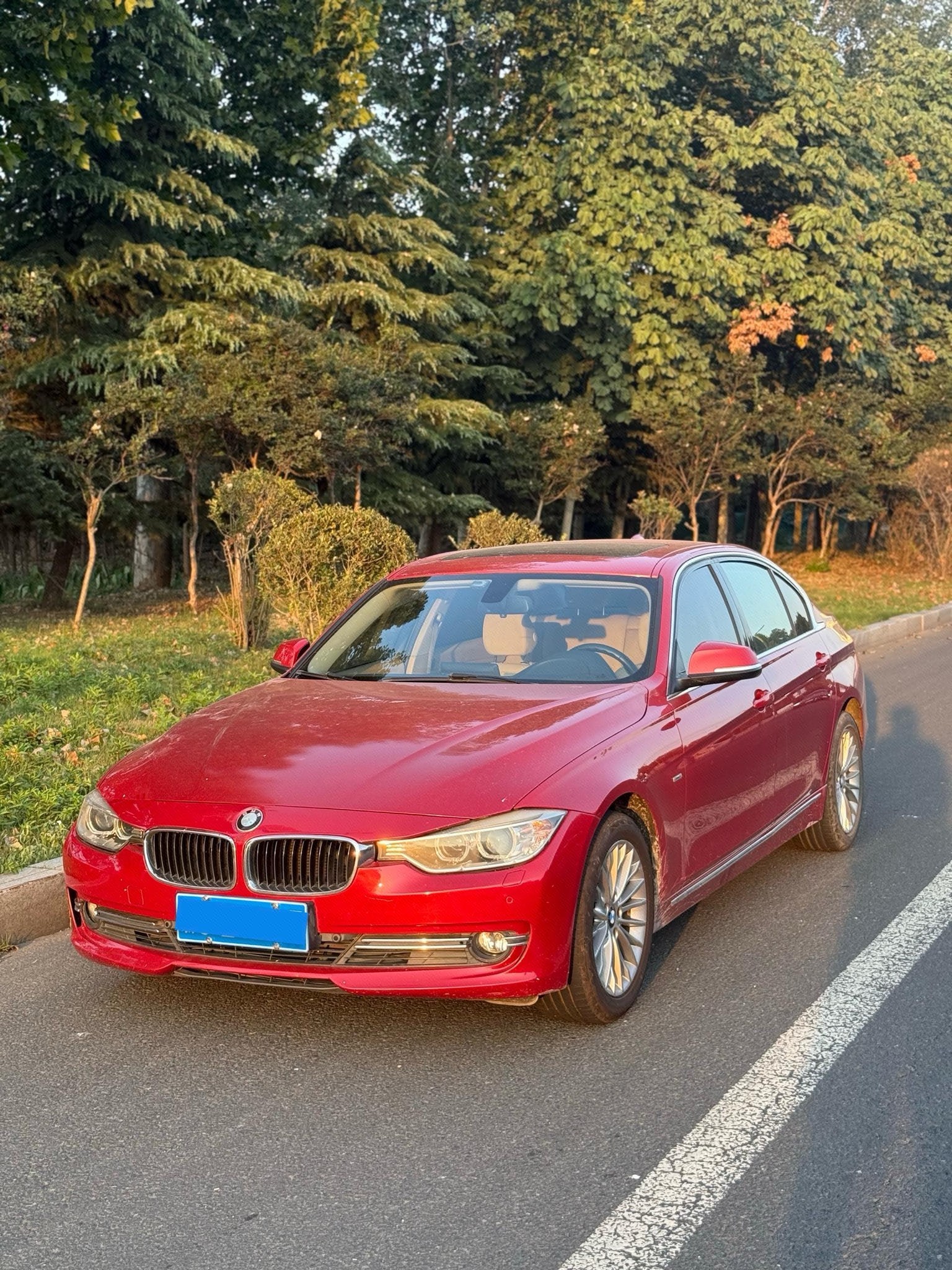 2012 2012 car image