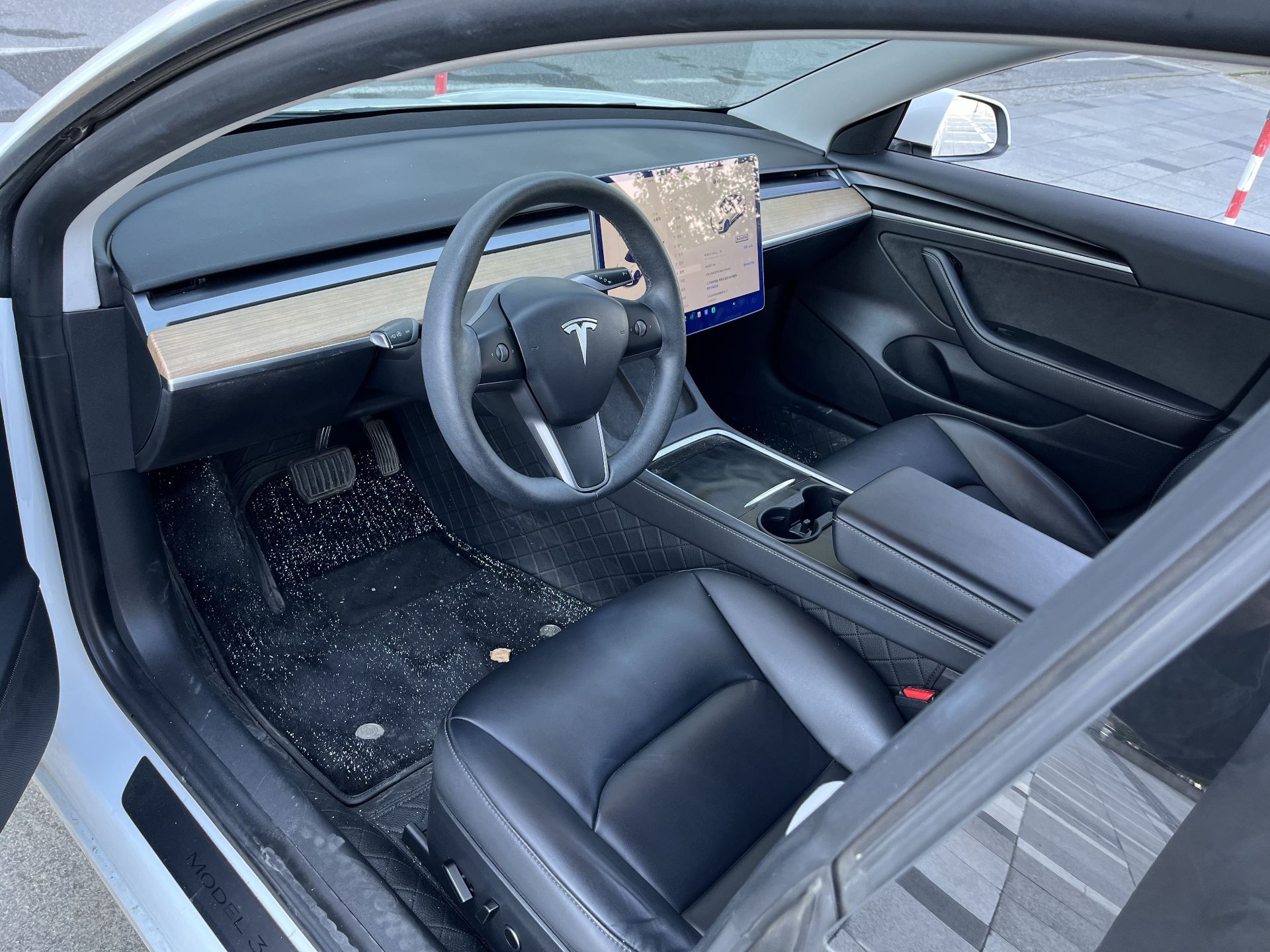 Tesla Model 3 2021 car image #4