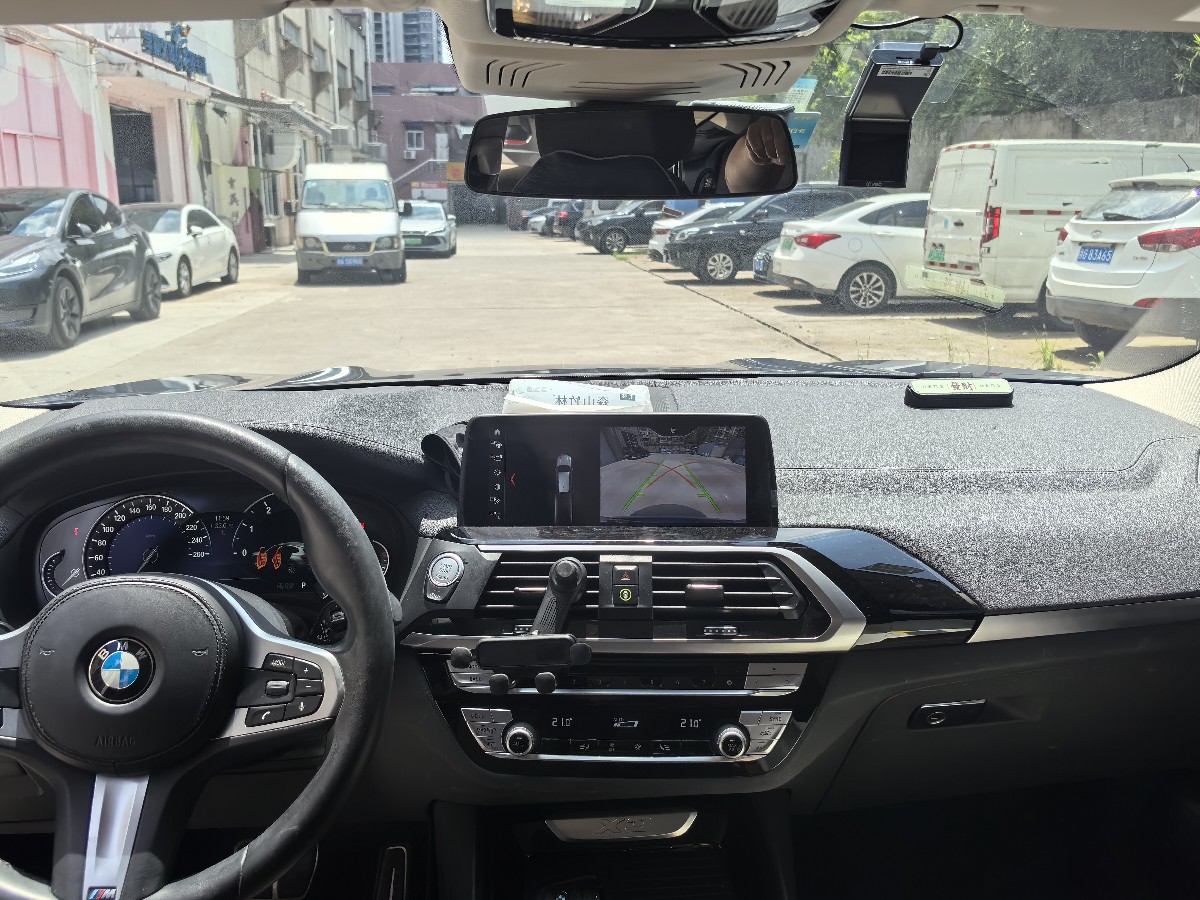 BMW X3 2019 car image #15