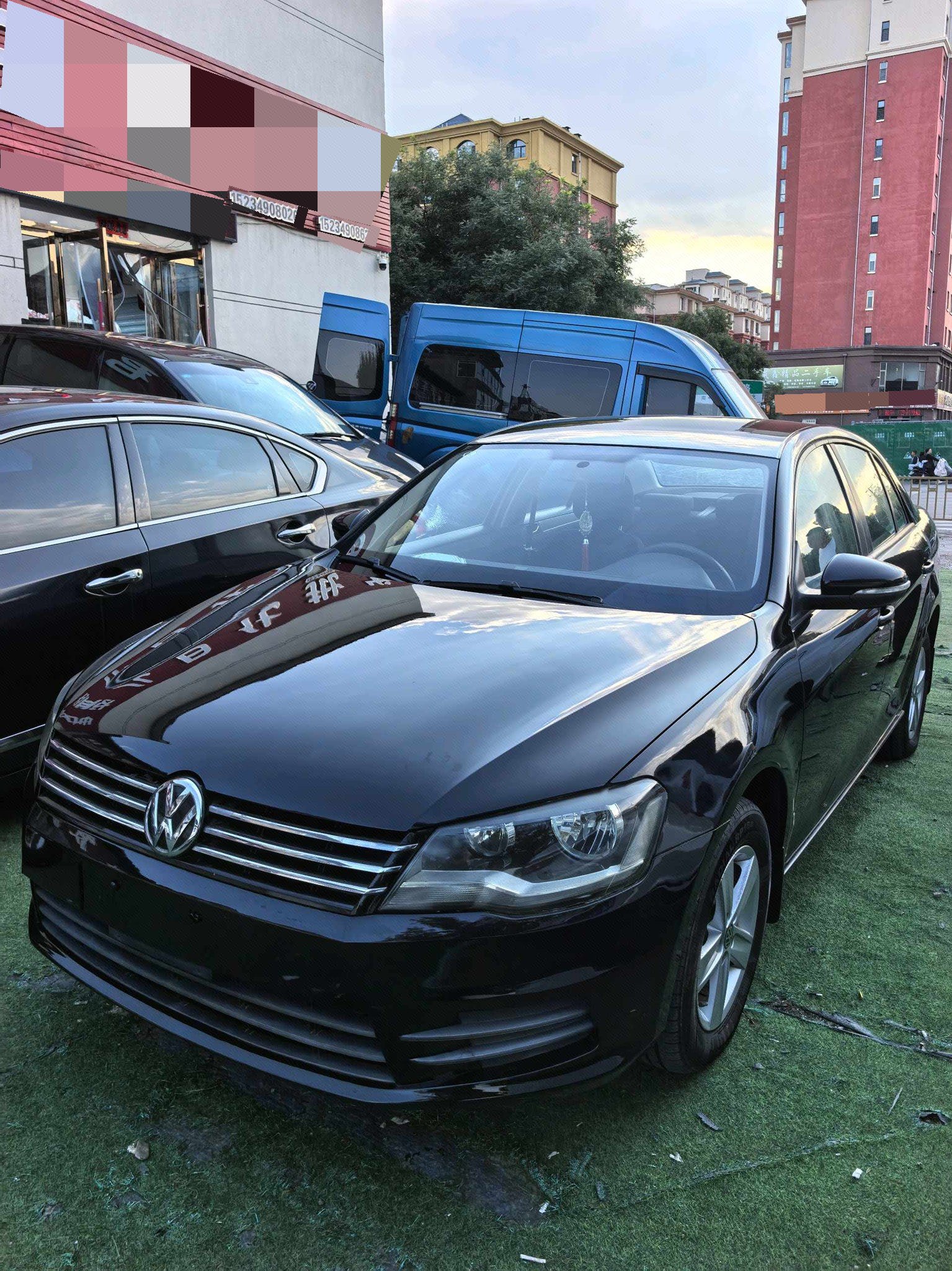 Volkswagen Bora 2013 car image 