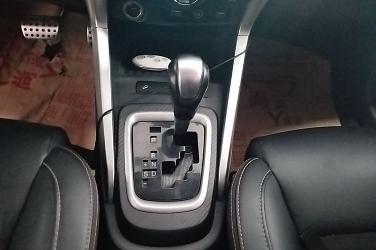 BYD Yuan 2018 #14 BYD Yuan 2018 car image #14