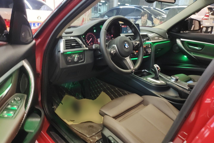 BMW 3 Series 2018 #16 BMW 3 Series 2018 car image #16