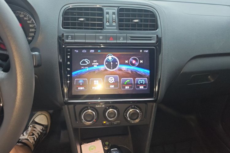 Volkswagen Polo 2019 #13 Volkswagen Polo 2019 car image #13