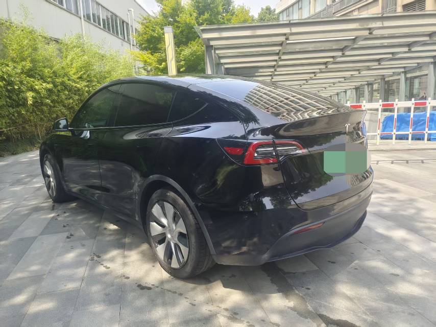 Tesla Model Y 2022 #6 Tesla Model Y 2022 car image #6