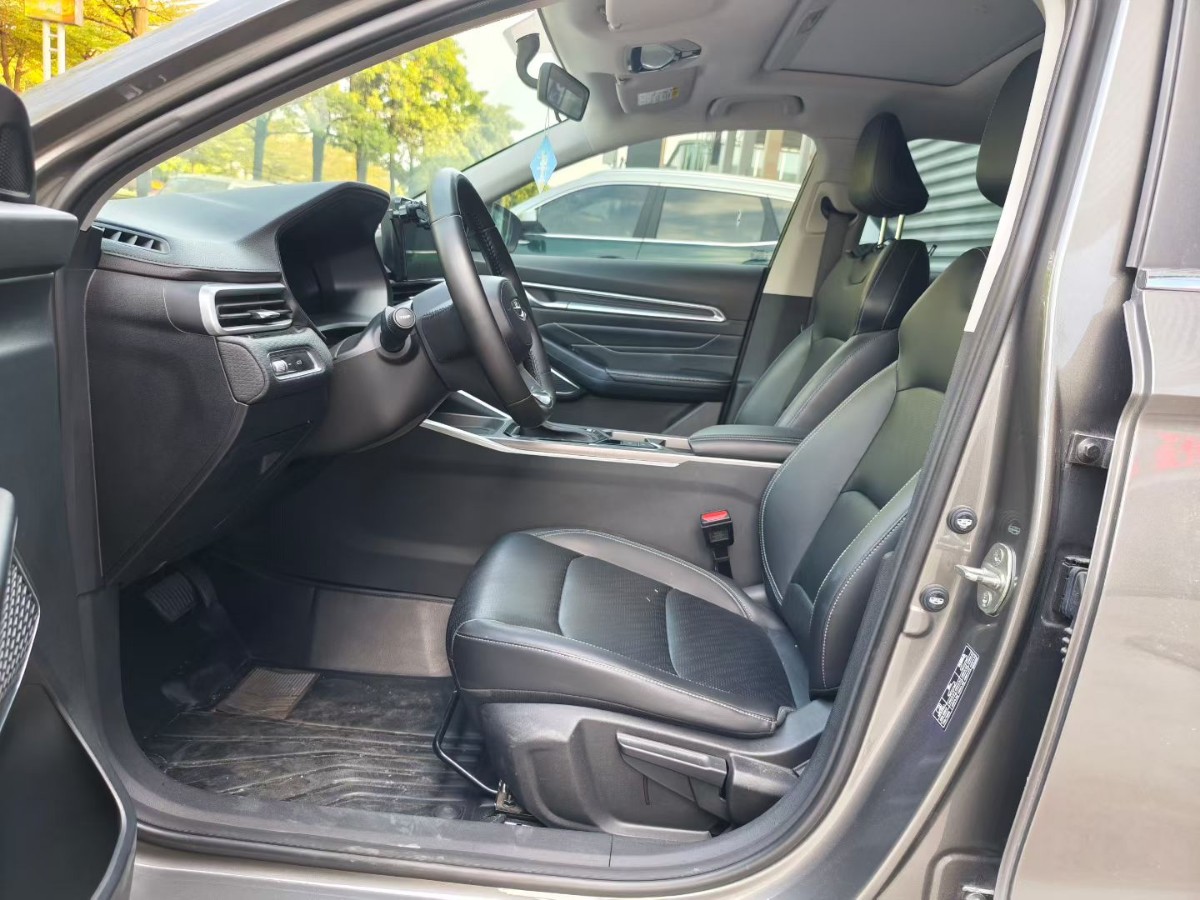 GEELY Emgrand 2022 car image #3