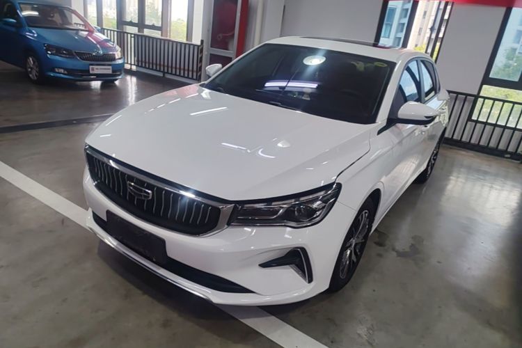 GEELY Emgrand 2022 car image #2