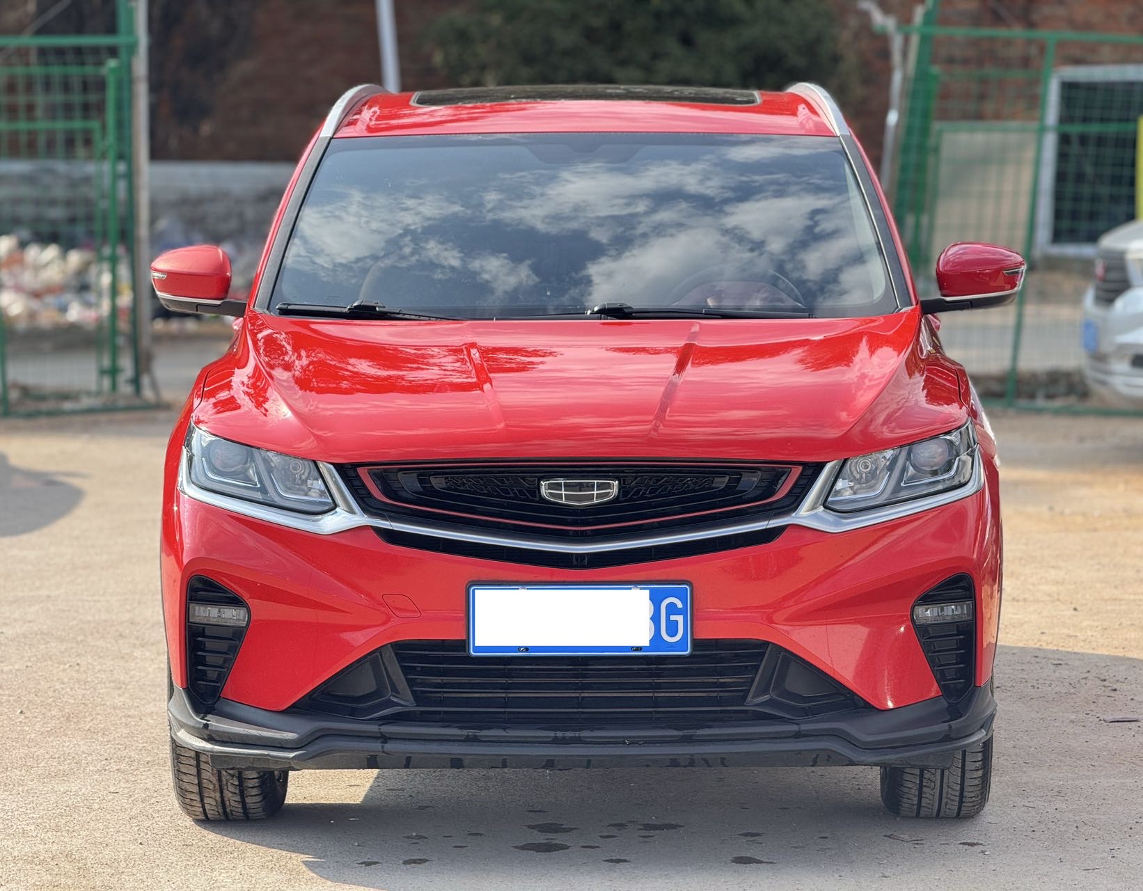 GEELY Coolray 2021 #2 GEELY Coolray 2021 изображение автомобиля #2