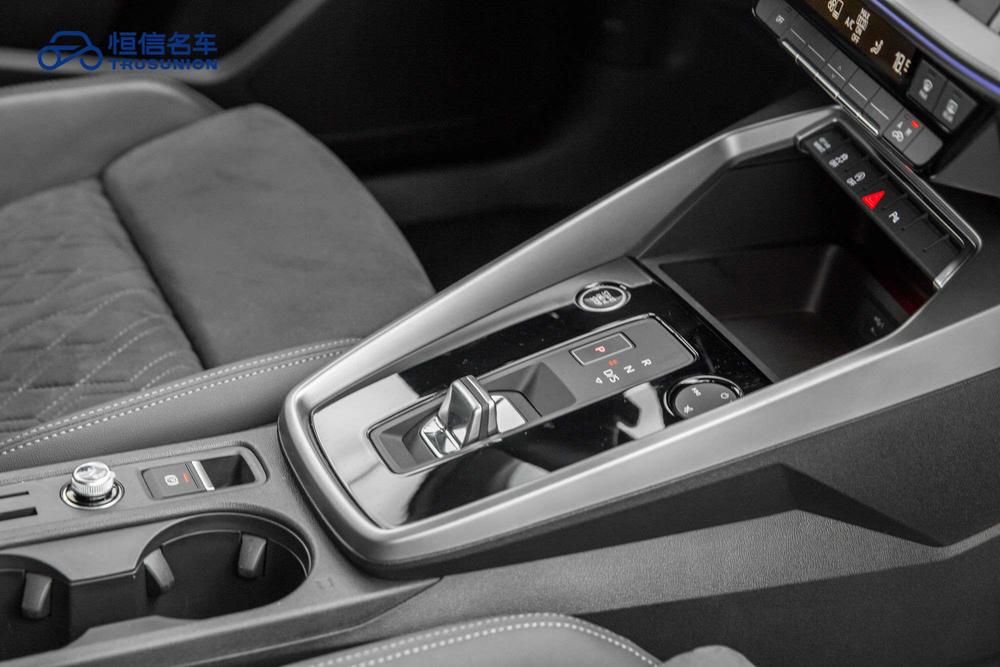 Audi A3 2024 صورة سيارة #17