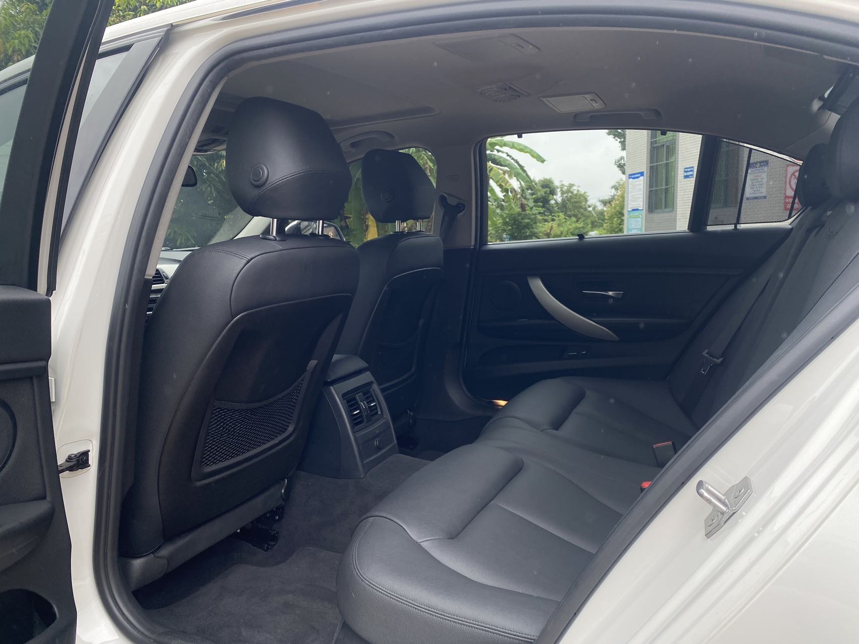 BMW 3 Series 2015 #8 BMW 3 Series 2015 car image #8