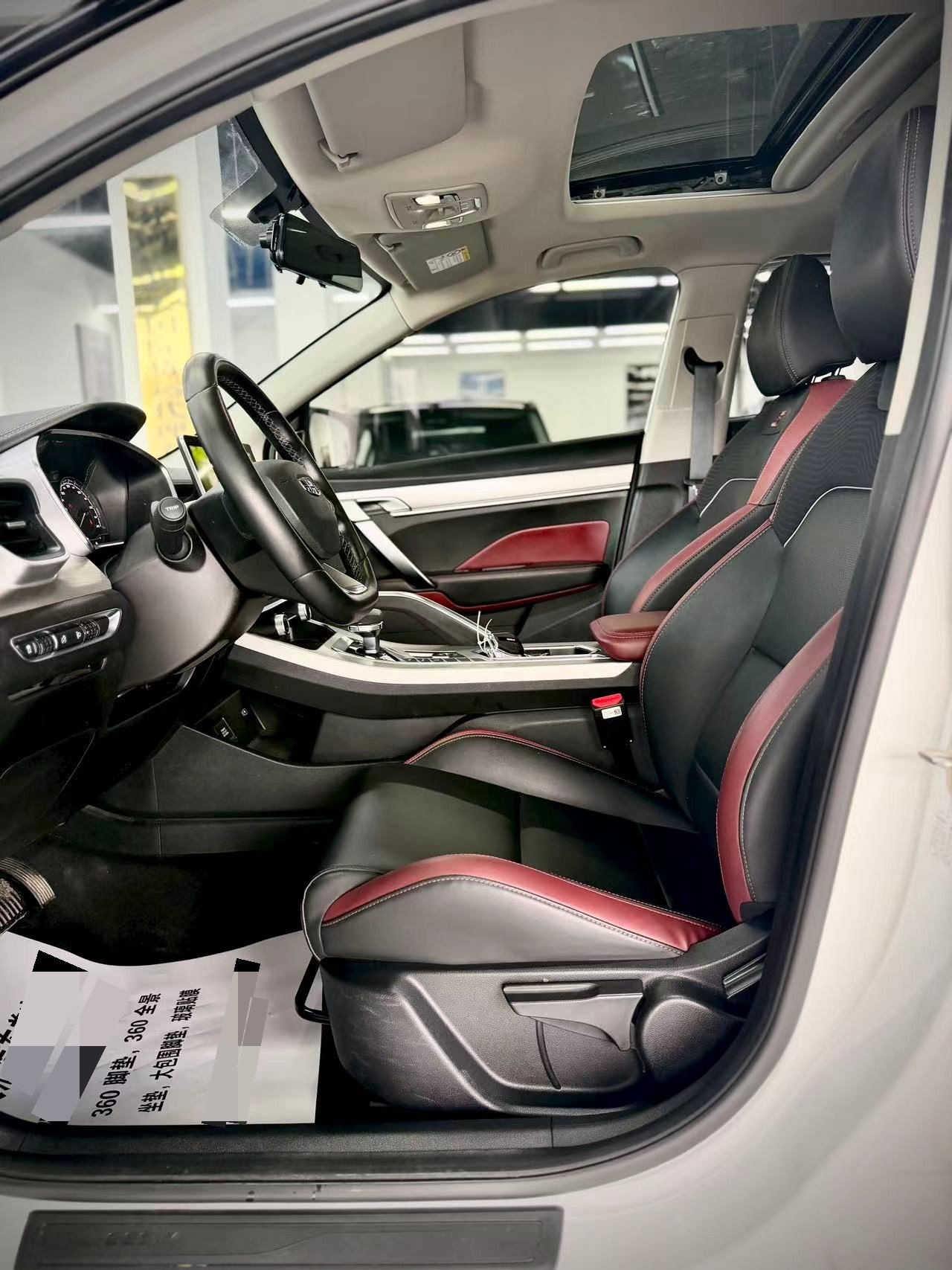 GEELY Coolray 2022 imagen de coche #10