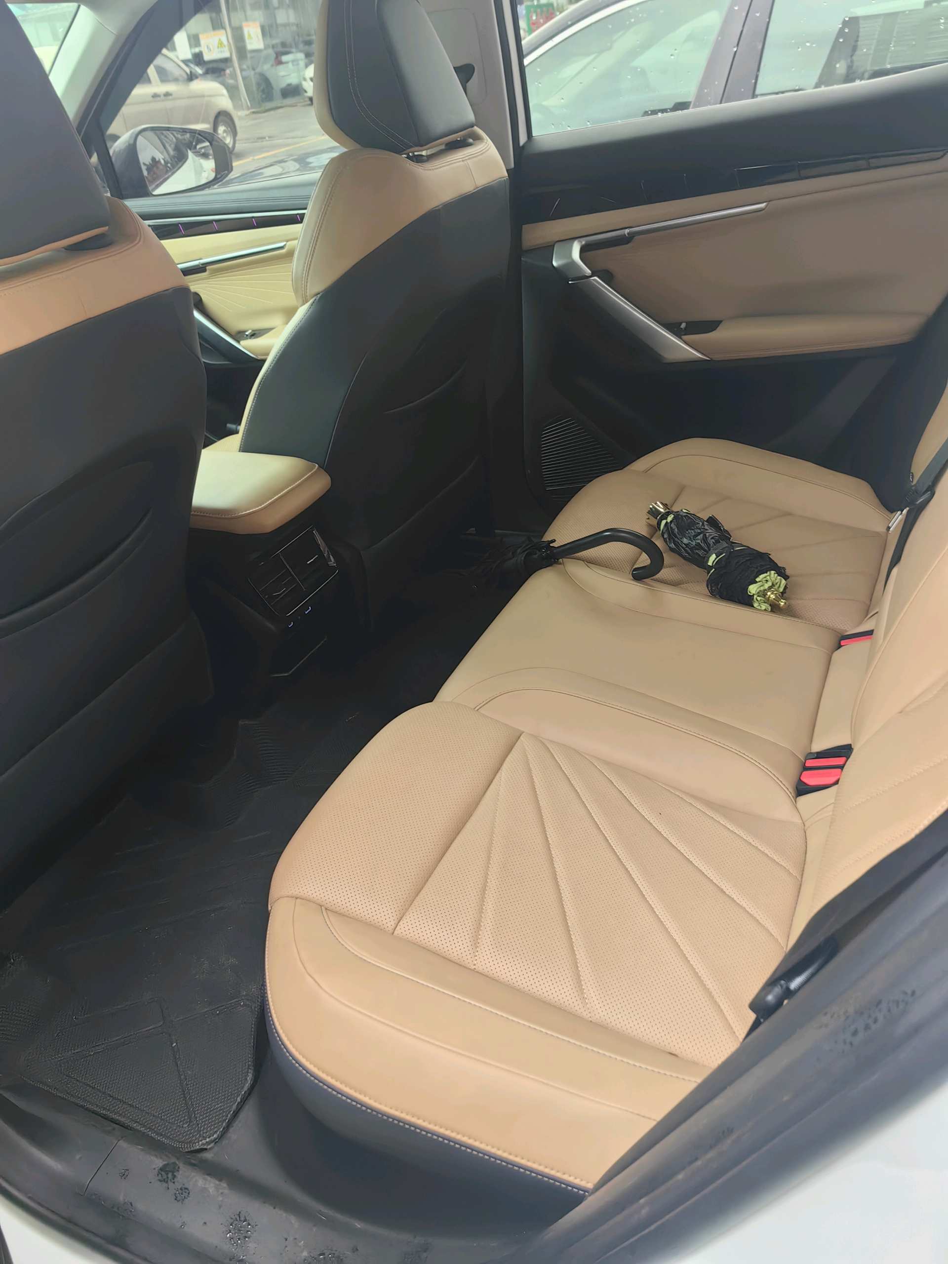 GEELY Boyue L 2023 car image #4