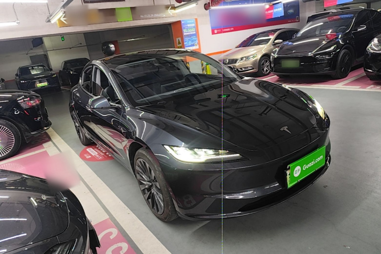 Tesla Model 3 2025 #4 Tesla Model 3 2025 car image #4
