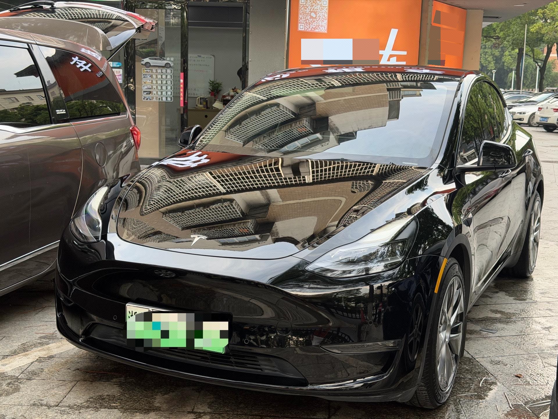 Tesla Model Y 2021 car image 